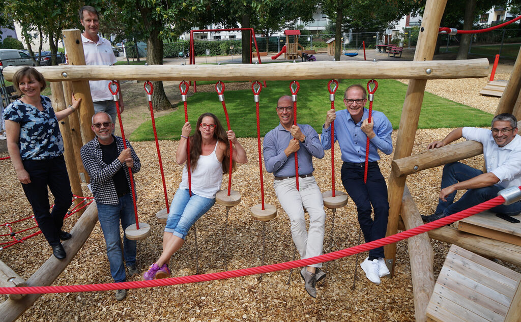 Spielplatzeinweihung im Volksgarten